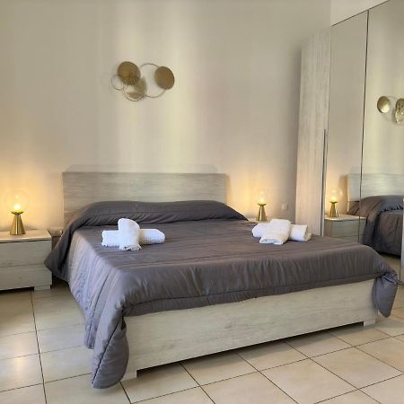 Cconforthotels Appartamento Crispi Bari Exterior foto