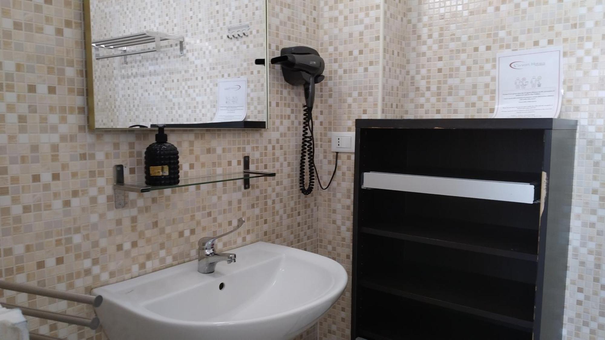 Cconforthotels Appartamento Crispi Bari Exterior foto