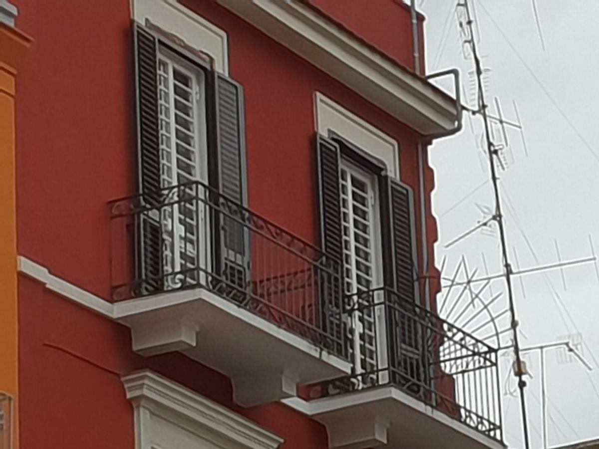 Cconforthotels Appartamento Crispi Bari Exterior foto